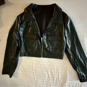🖤 Dark Desire Luxe Cropped Faux Leather Jacket – Size L